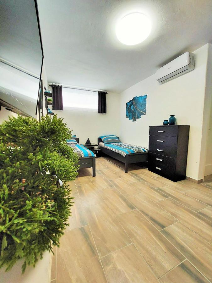 Apartments Maltasic Vir Exterior foto